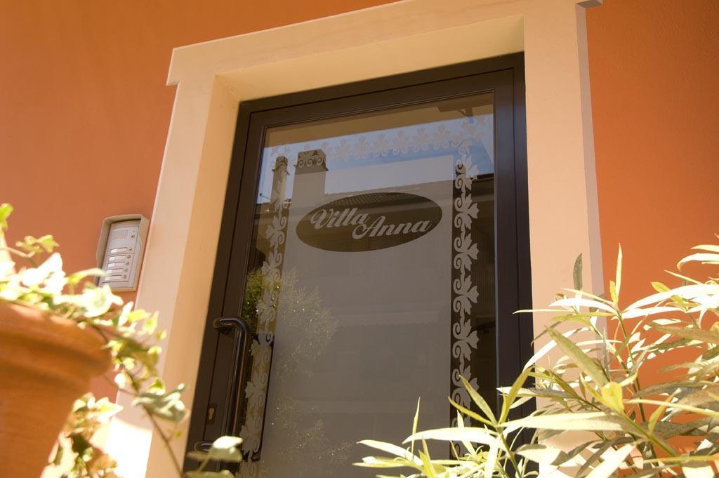 Appartamenti Villa Anna 梅莱尼亚诺 外观 照片